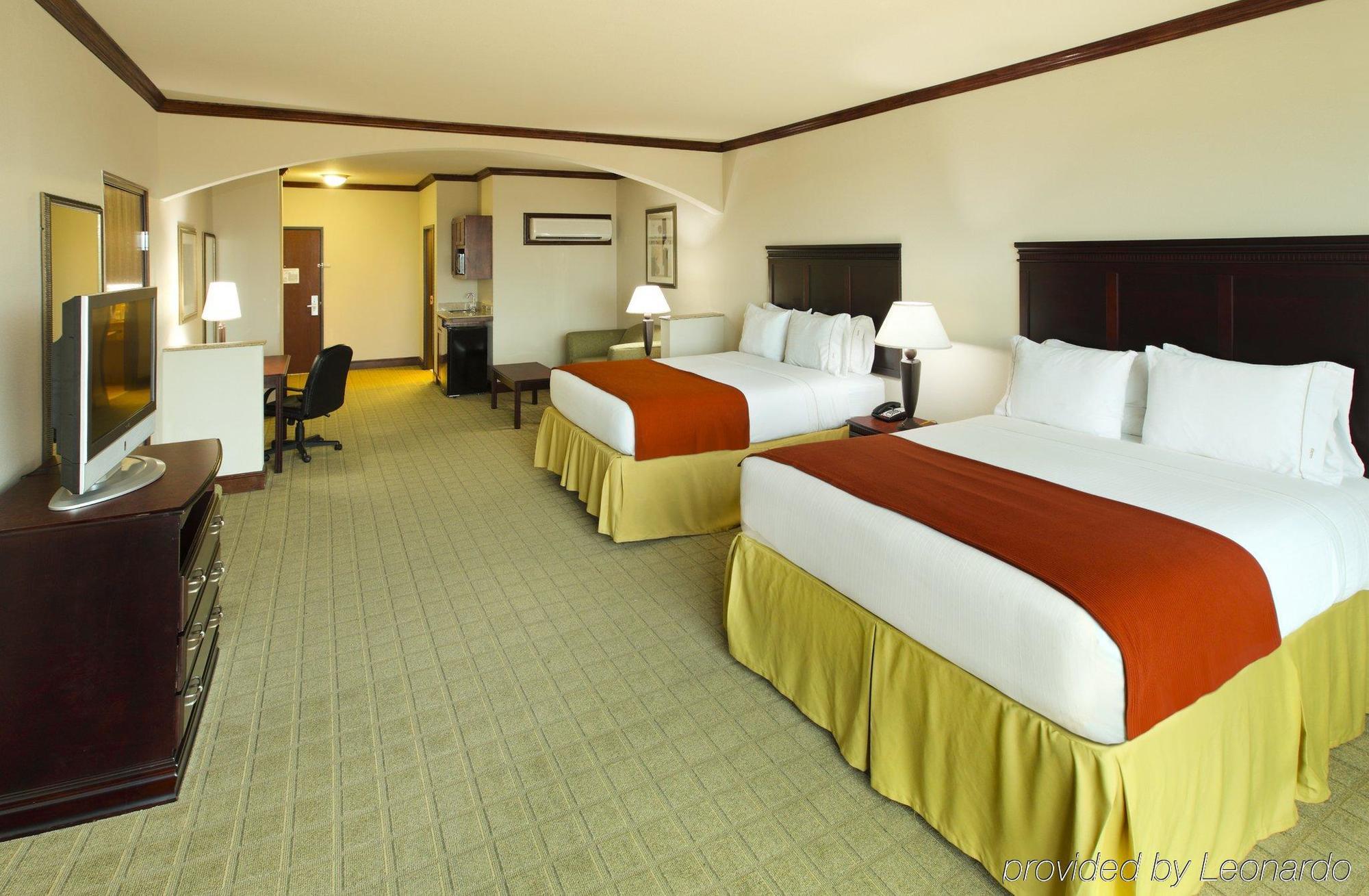 Holiday Inn Express Hotel & Suites Sherman Highway 75 By Ihg Habitación foto